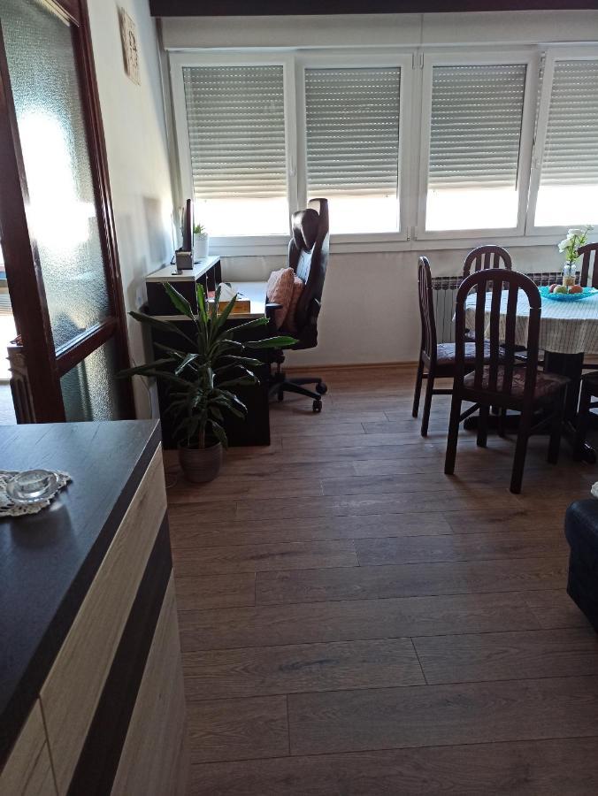 Apartman Lana ,Froudeova Ulica 3 Nasuprot Zg Velesajma Daire Zagreb Dış mekan fotoğraf